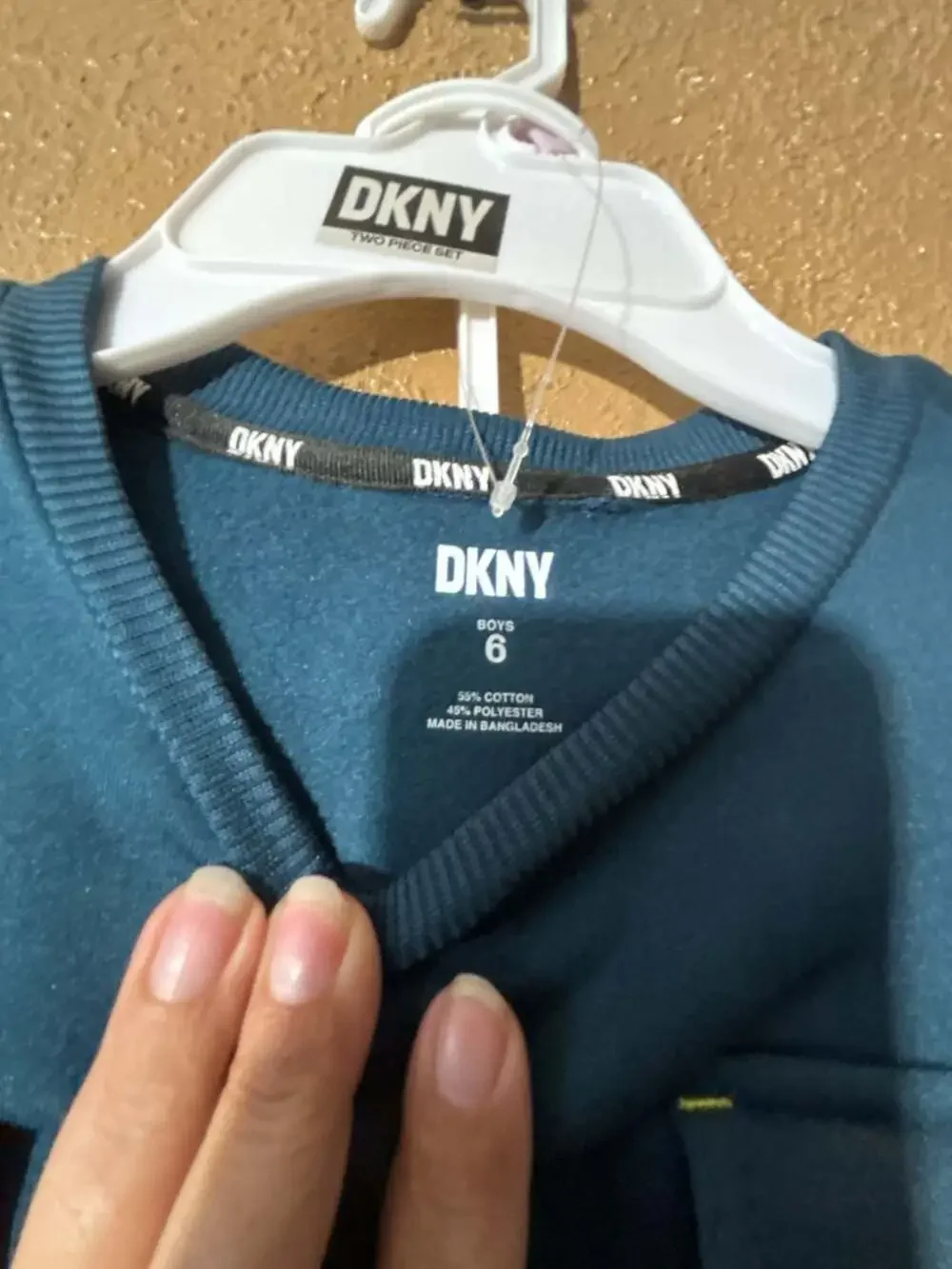 DKNY Boys Teal Blue Long Sleeve Crewneck Sweatshirt and Jogger Pants Set Size 6